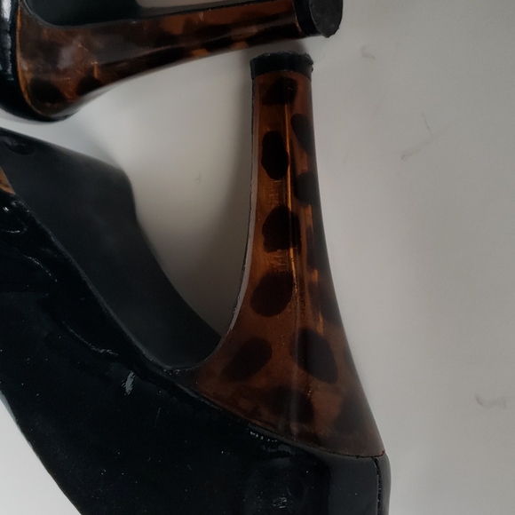 Jessica Simpson peep toe pumps black with tortoise heels and base, size 7 - Picture 5 of 9